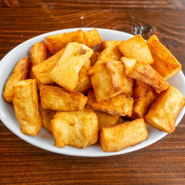 Yucas Fritas.