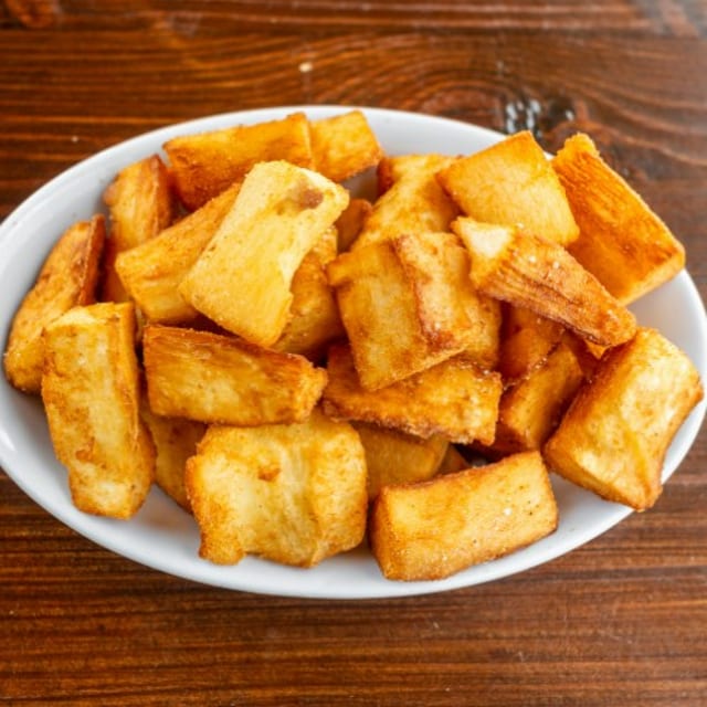 Yucas Fritas.